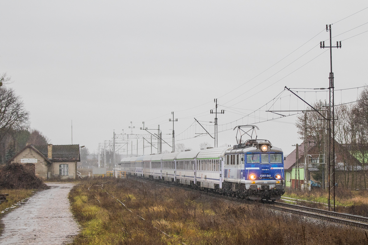 EU07-040