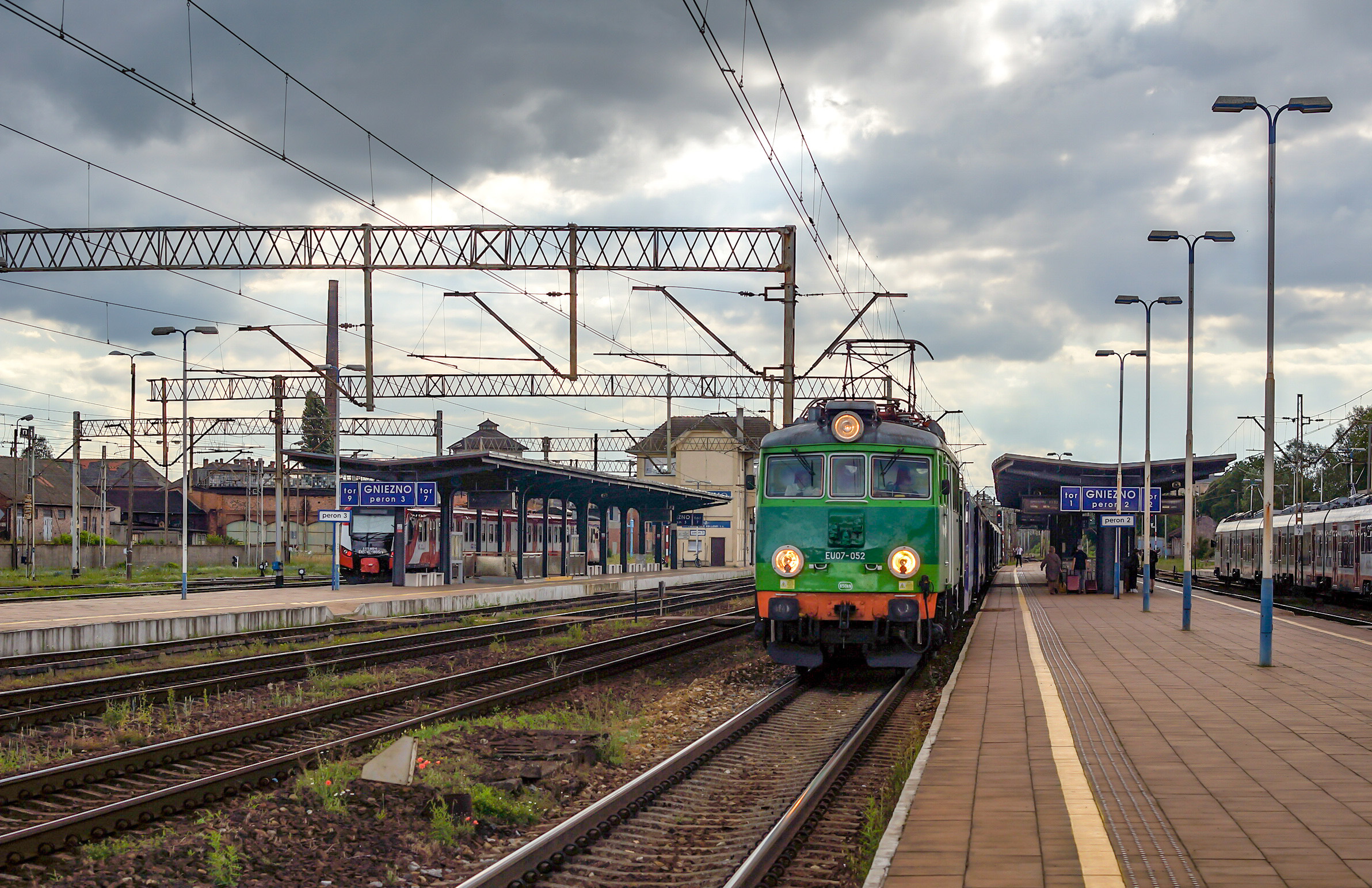 Burzowa "żabka" w klimatycznym Gnieźnie