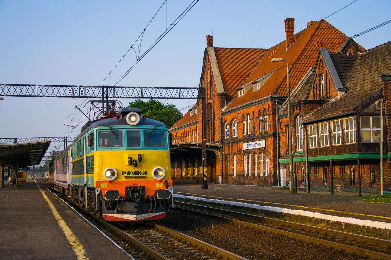 Stare Malowanie i Stary Dworzec