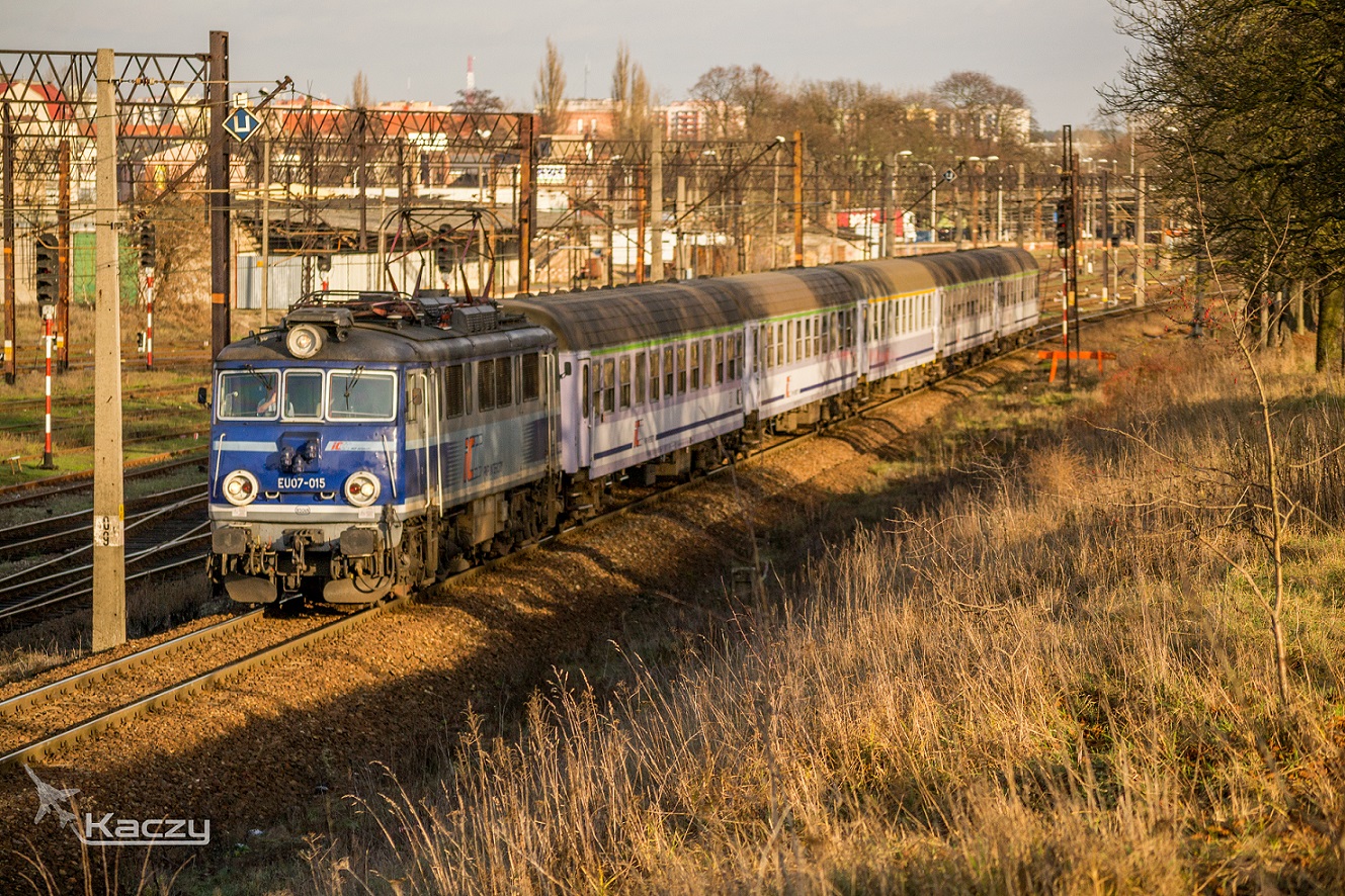 EU07-015