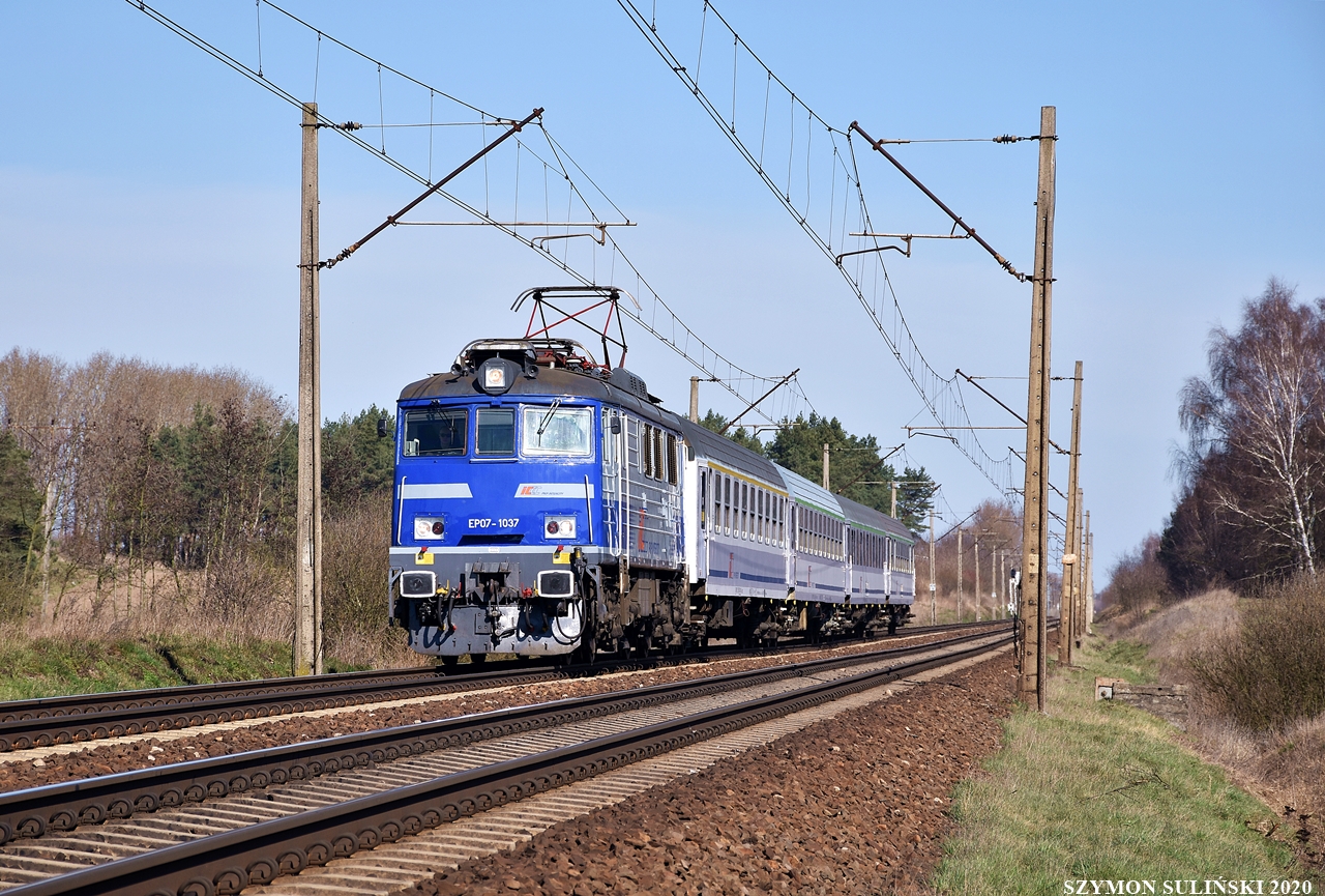 EP07-1037 z TLK Artus