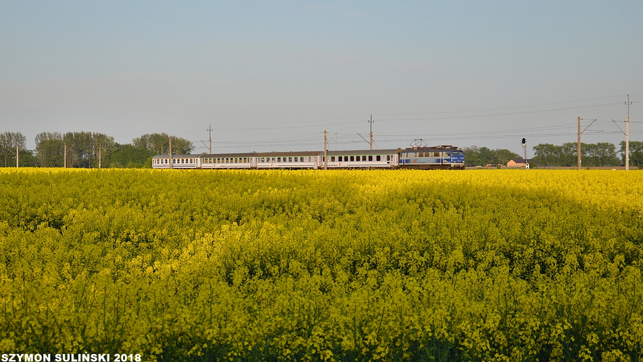 EP07-1067 z TLK Biebrza