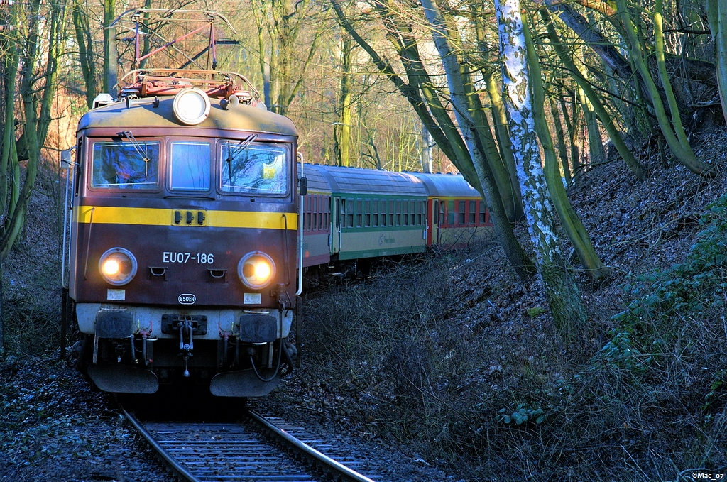 EU07-186