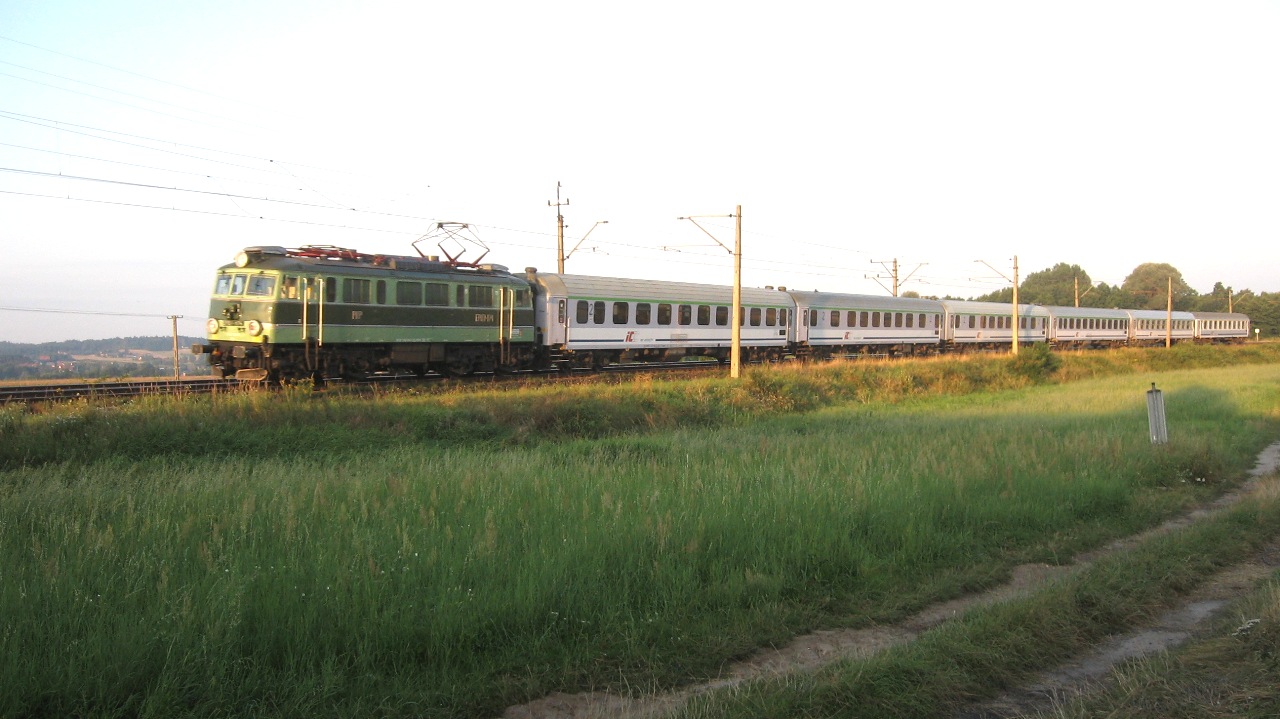 Niespodziewajka o 6 rano