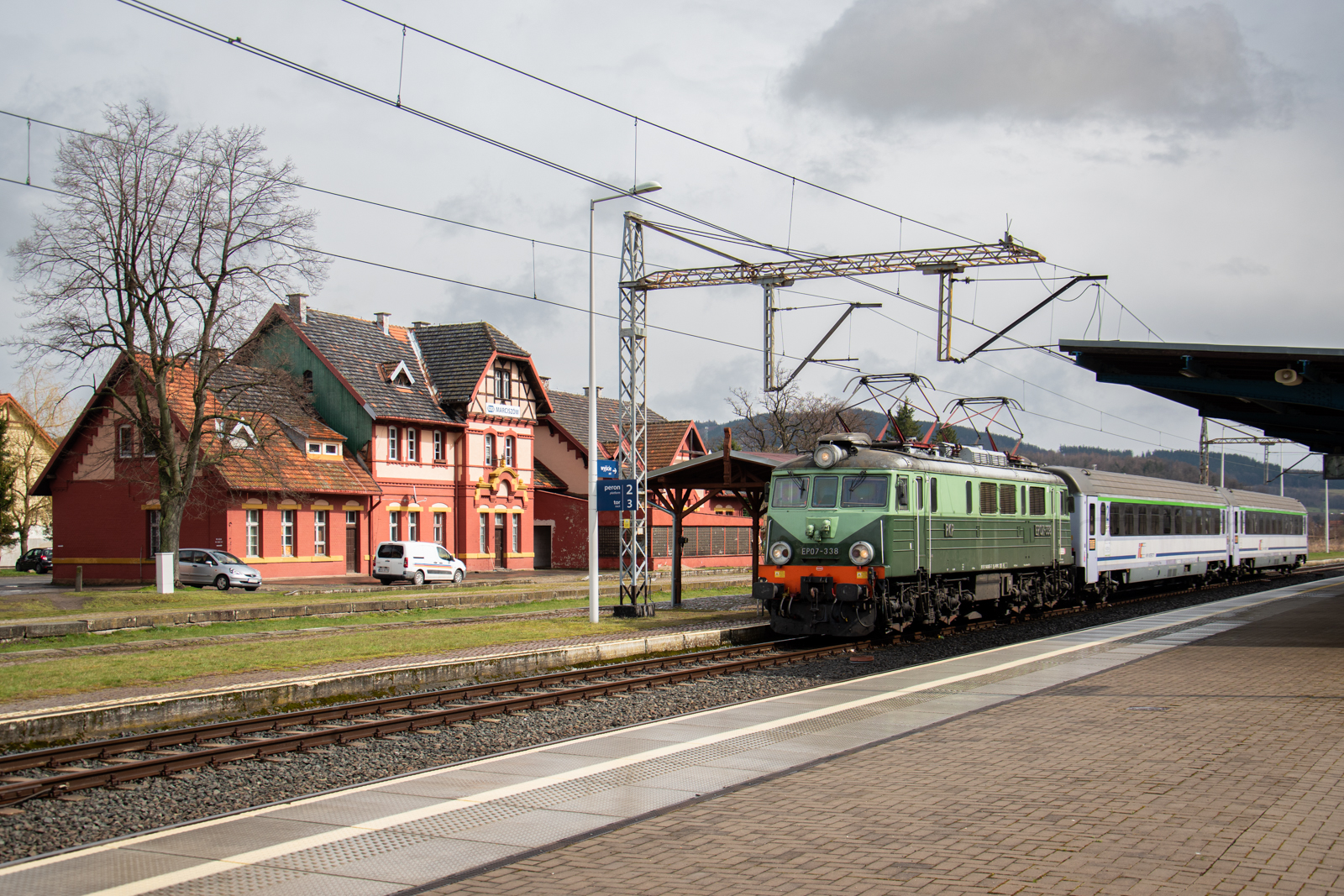 Peron 2 w Marciszowie