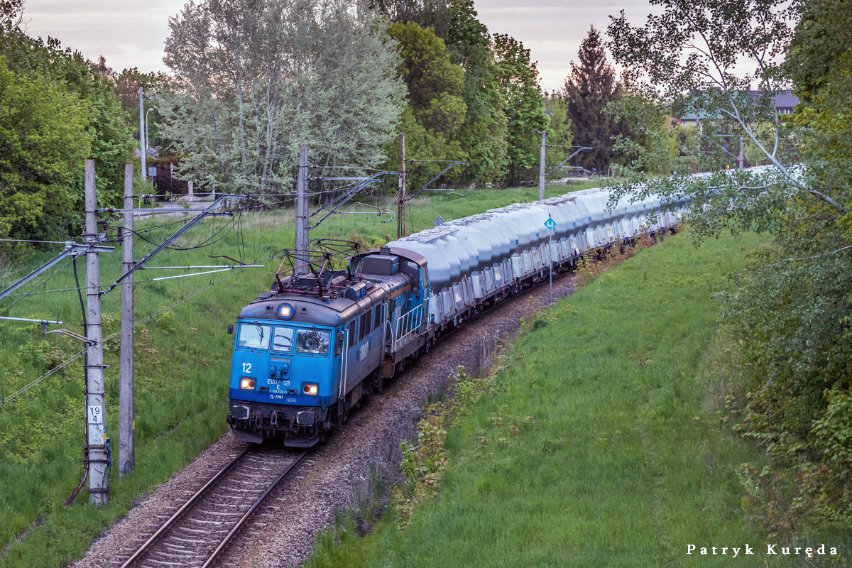 EU07-121 + SM42-2160