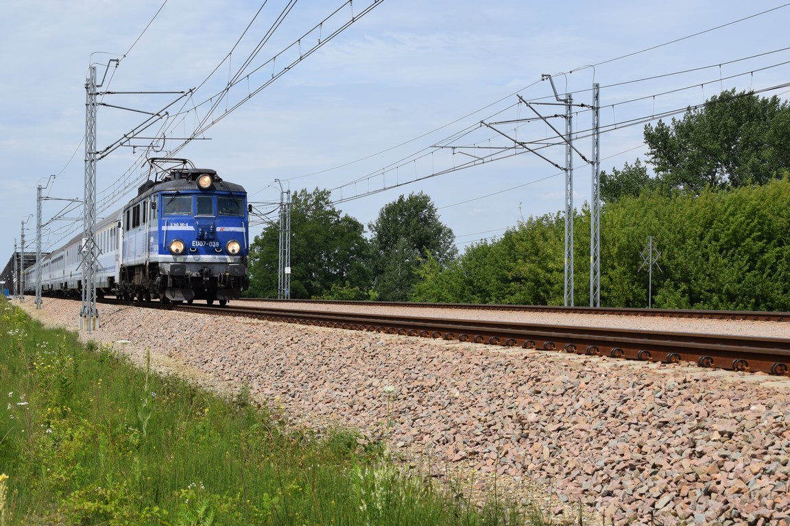 EU07-038