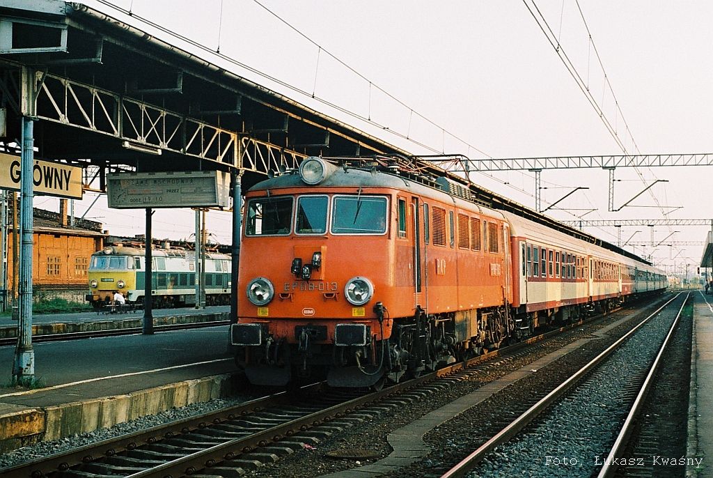 EP08-013 z Ex 8112 Portowiec