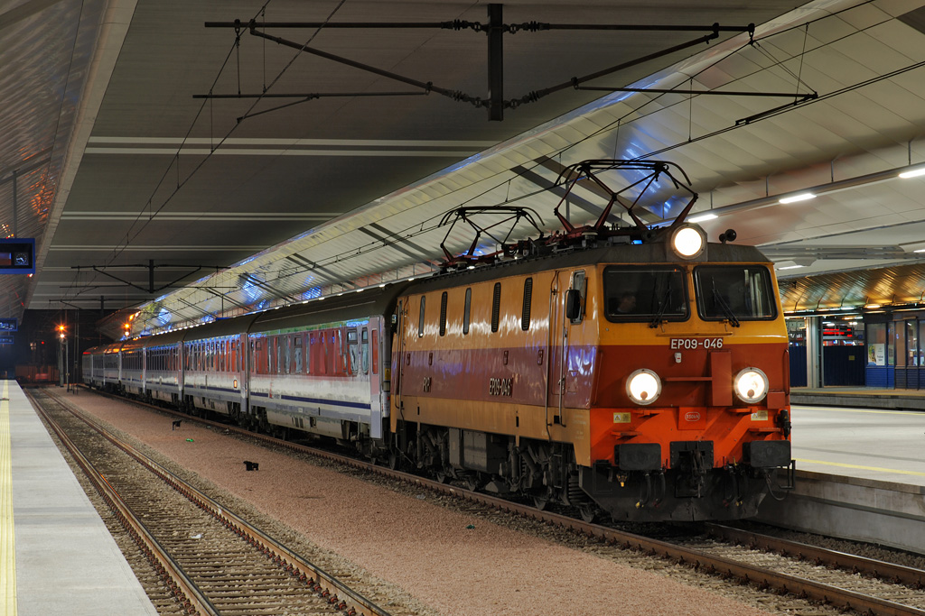 EP09-046