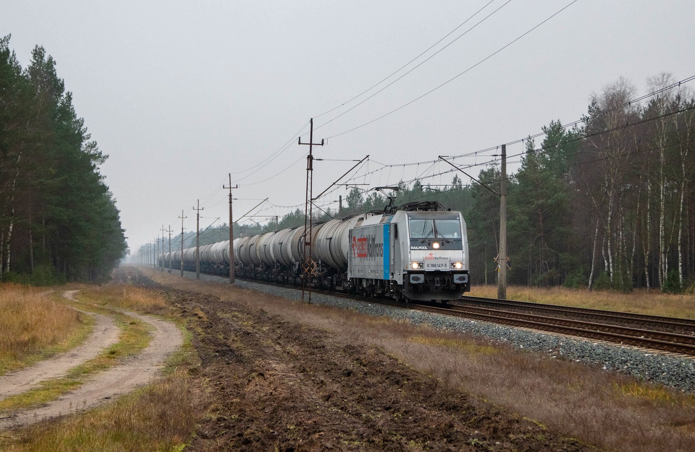 Szary wóz, szara pogoda