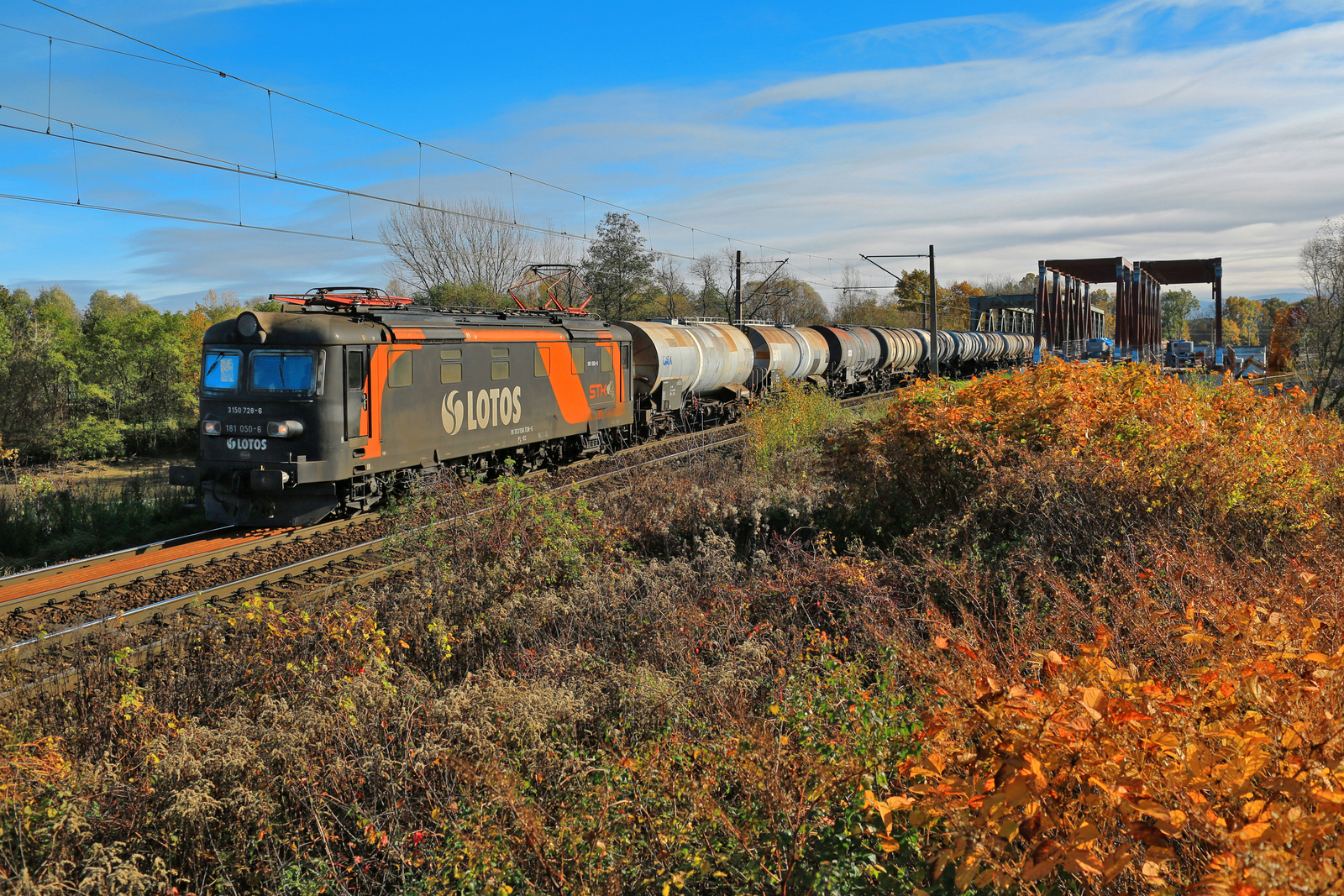 Skoda w jesiennej tonacji