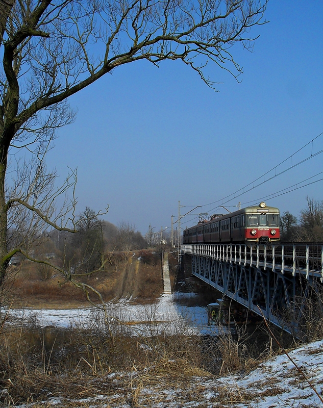 A dołem Ner płynie...