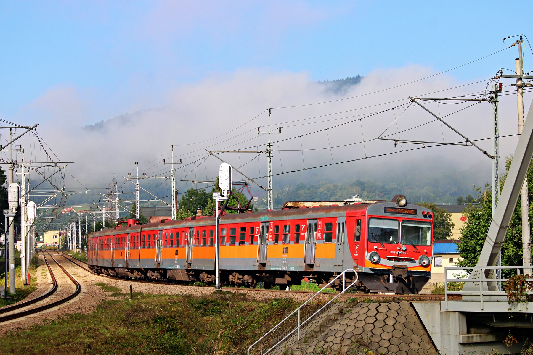 Przedpołudniowy ED72