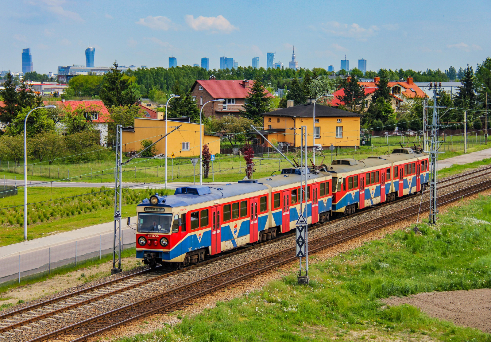WuKaDka z panoramą Warszawy