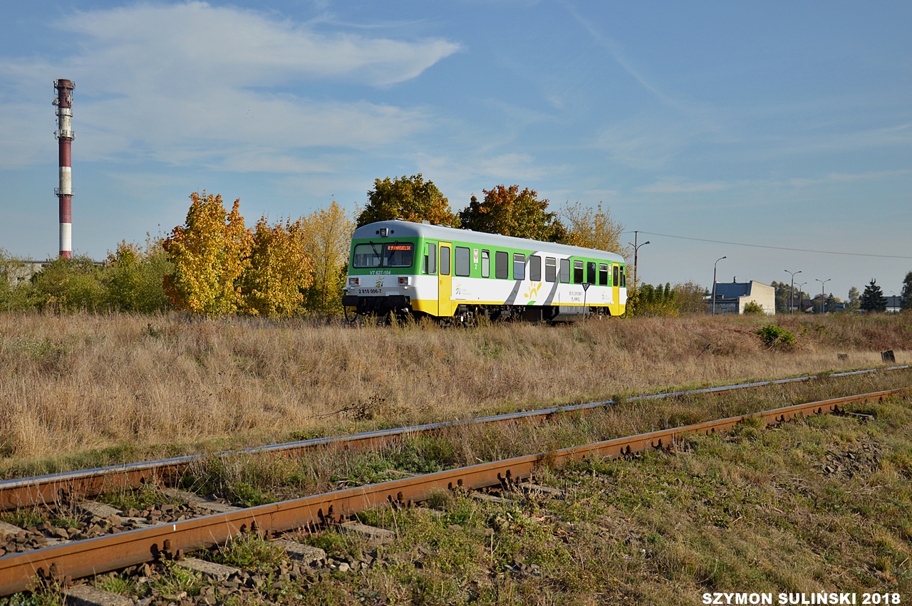 Szynobus VT627-104 opuszcza Sierpc