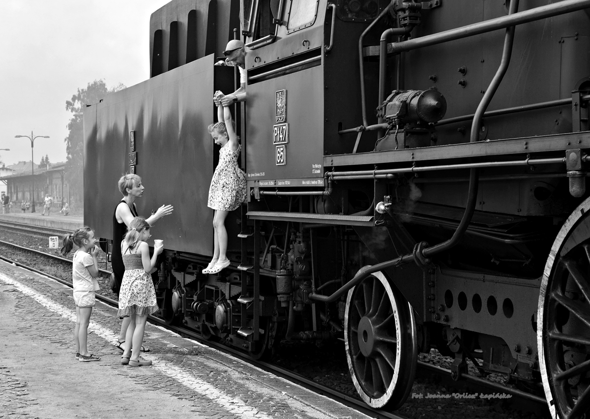 Tata, tata jak chcę do parowozu...