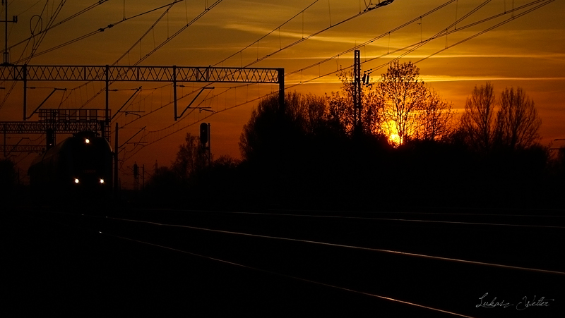 Do Legnicy "Zachodzącym Pociągiem"