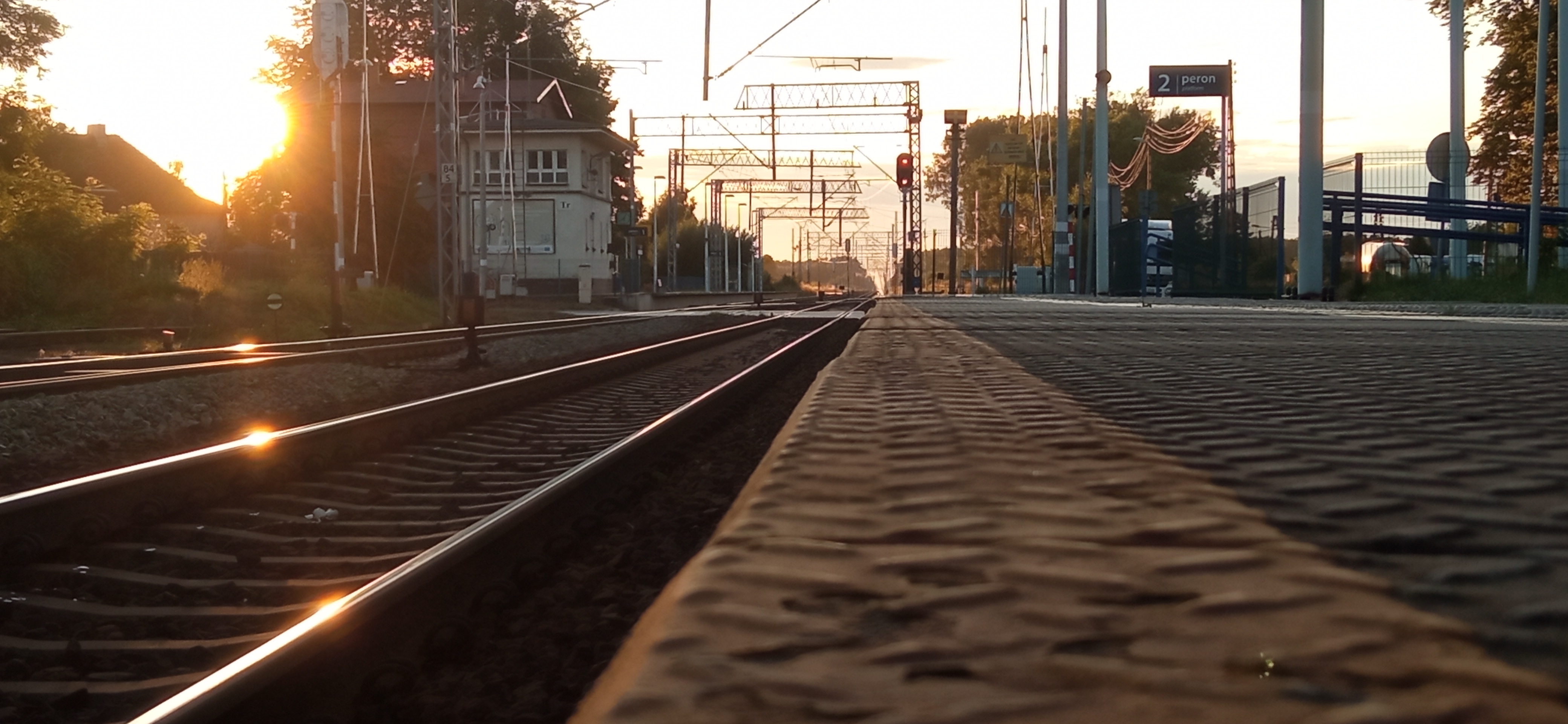 Peron nr. 2 Tarnów Opolski