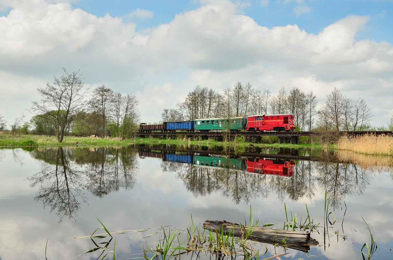 "Wąskim torem przez Ponidzie"