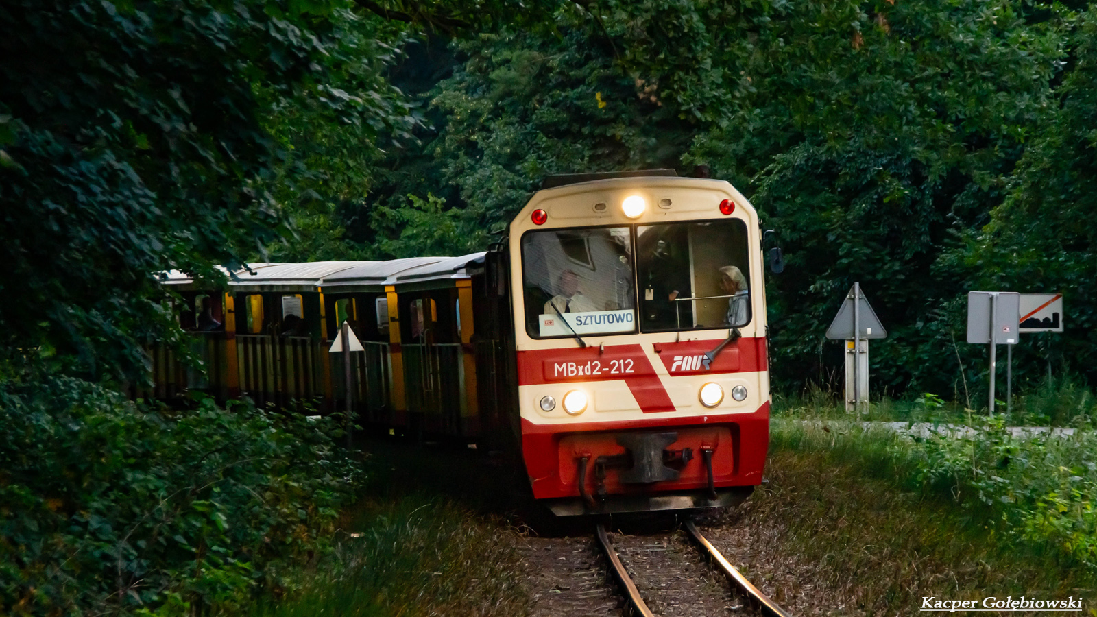 MBxd2-212 na łuku w Jantarze