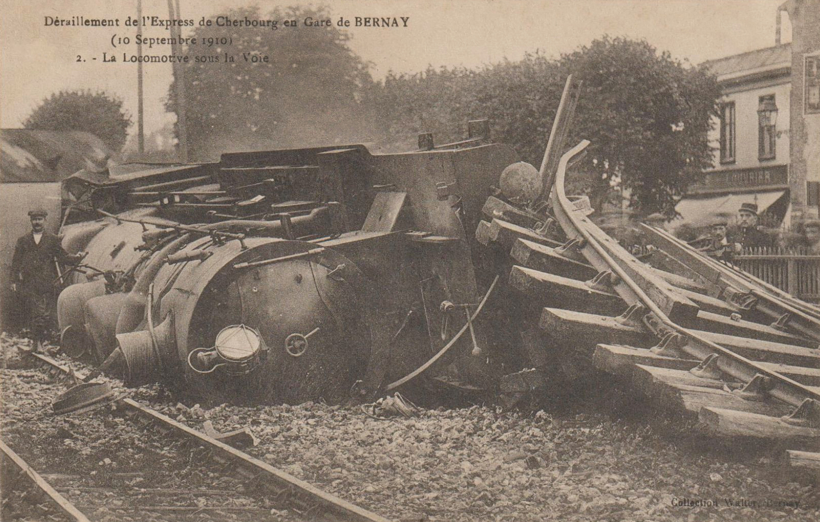 2. La Lokomotive sous la voie