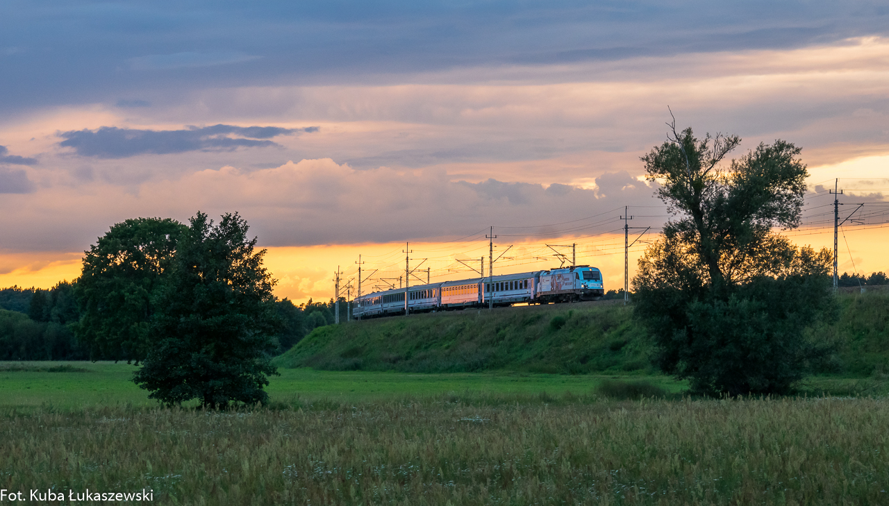 "Wszystko się ułoży" o zachodzie słońca...