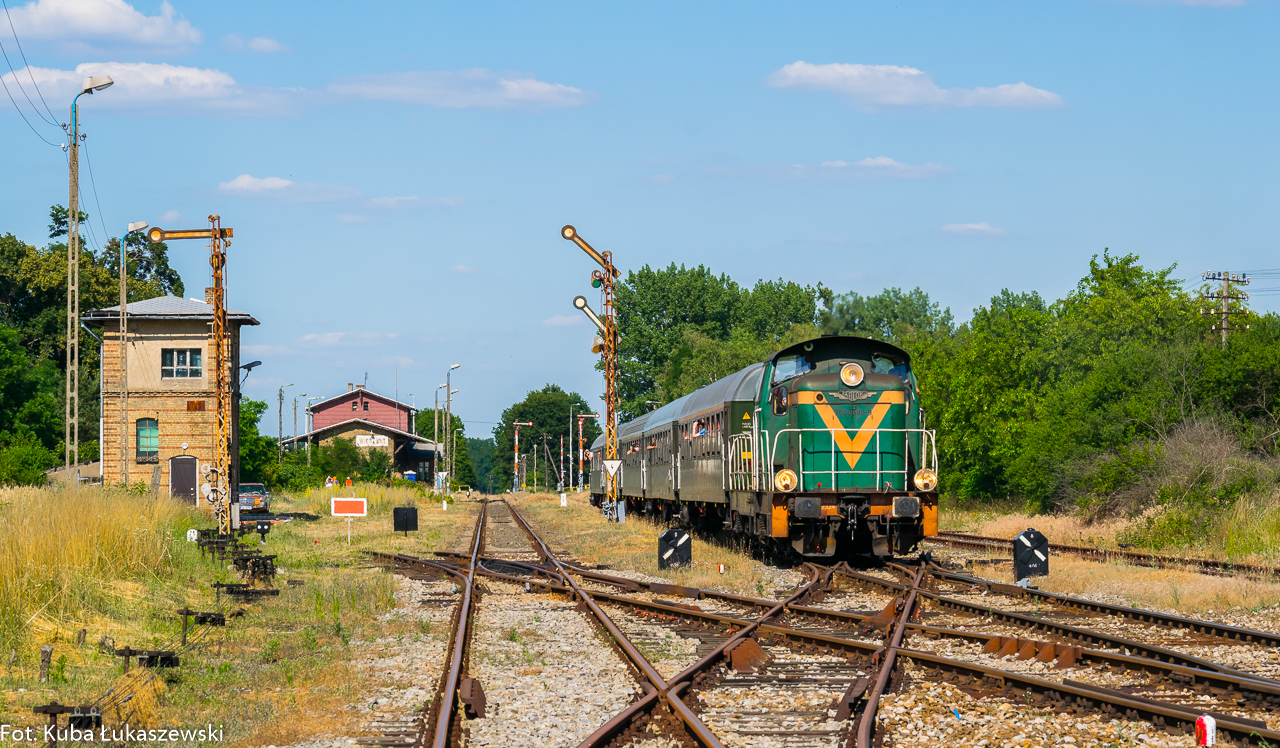 Kociołek z pasażerem w Wierzbnie... ;)
