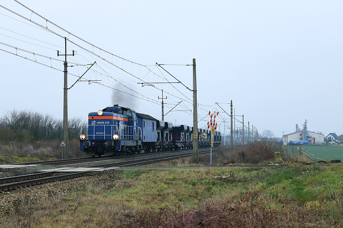 SM42-2581 z roboczym w Kowalowie