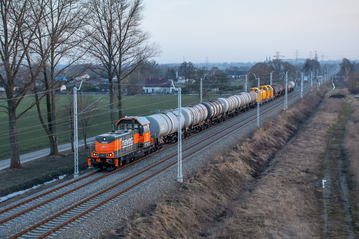 6Dg-101 z transportem LDH125