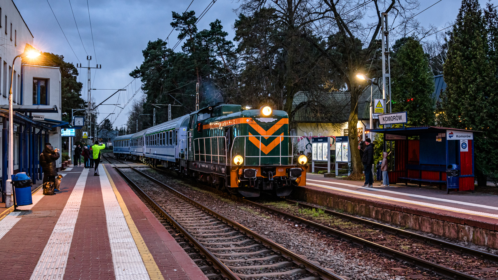 Wagonówka na torach WKD