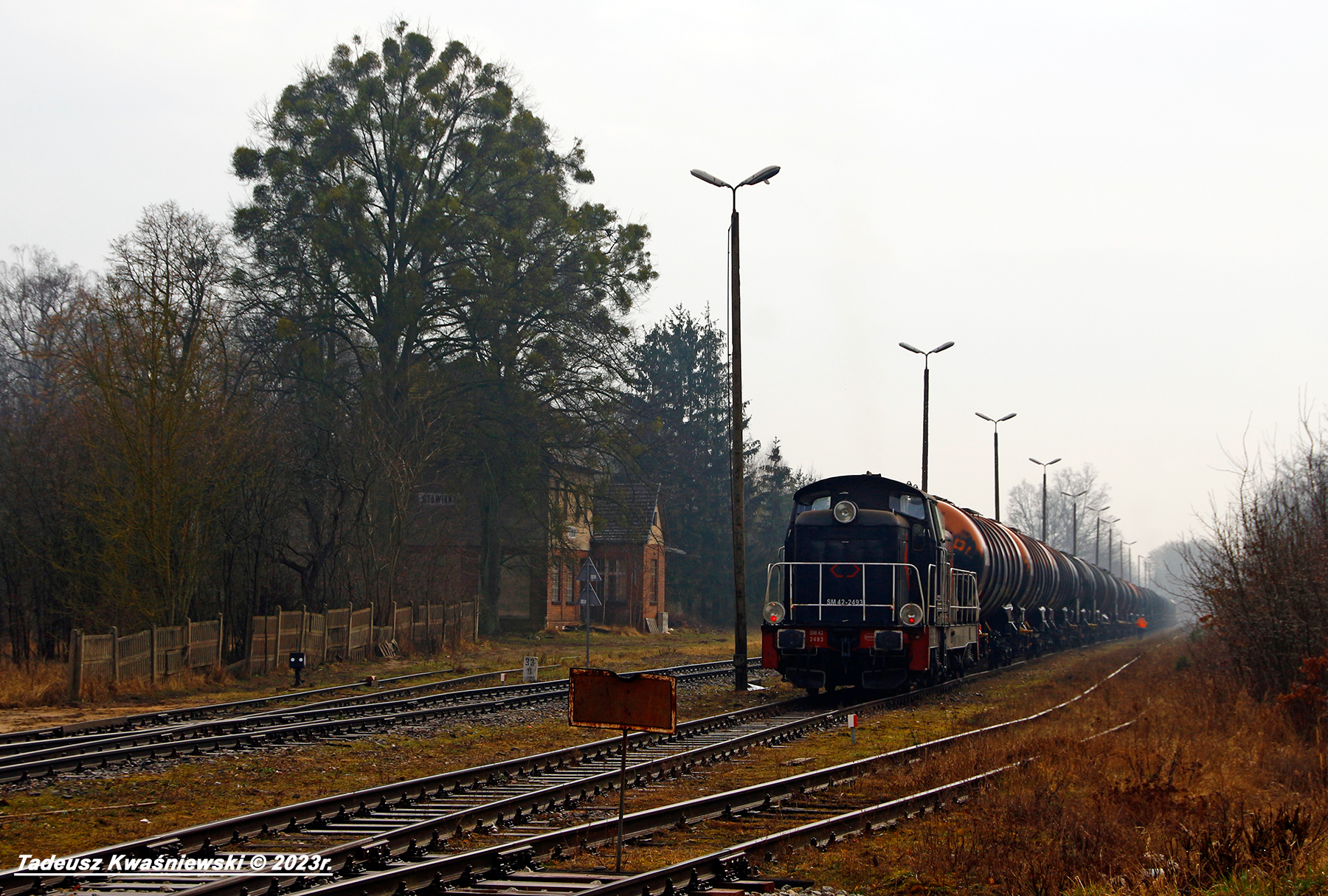 SM42-2493