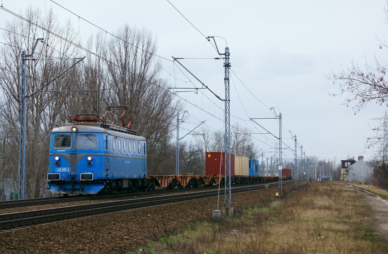 Babcia Śkoda chyba pogubiła pudełka ... :)