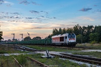 Towarowy o zmierzchu